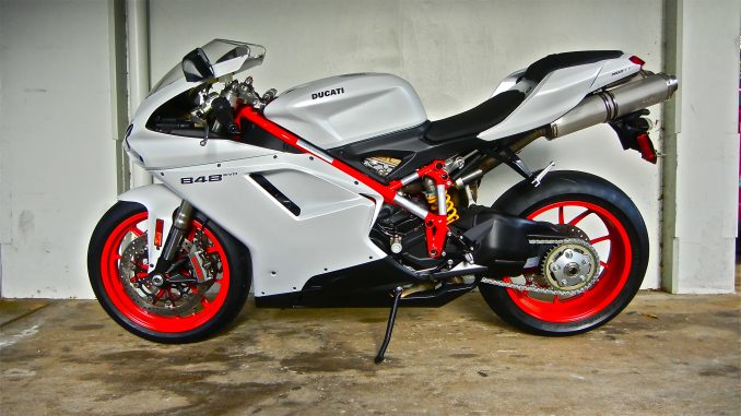 İkinci El Ducati 848 Evo İkinci El Ducati 848 Evo